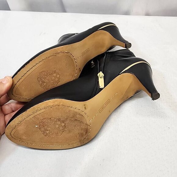 Vince Camuto Vinisha Heeled Bootie Side Zip Black Leather Gold Hardware Ankle 10 - Picture 6 of 9